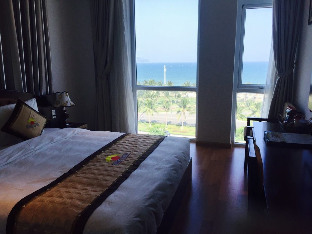 Sea Castle 2 Hotel Da Nang Buitenkant foto